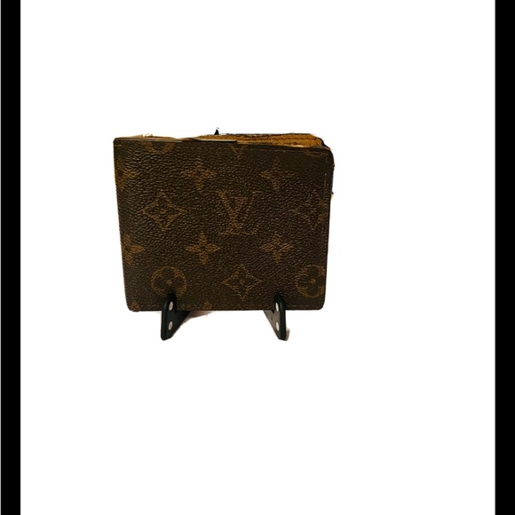 Louis Vuitton authentic used wallet - Picture 6 of 7